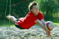Un joueur de beach volley.